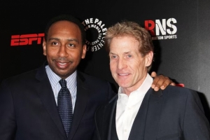 开云首页APP-詹黑已成一种产业？盘点那些詹黑的媒体人：A-史密斯能排第几？