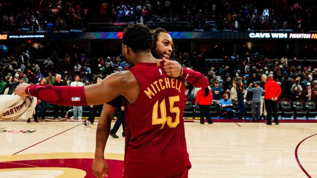 开云平台中国-骑士复制勇士王朝之路?攻守平衡乃冠军唯一答案